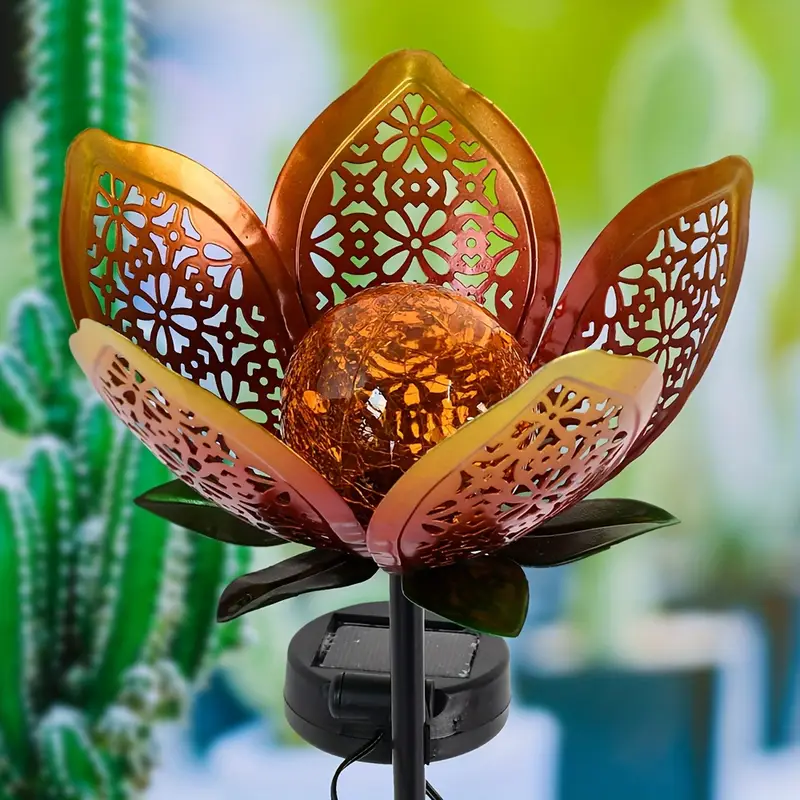 Solar Powered Garden Lights: Solar Lotus Flower Light - Rainproof Outdoor Lawn Decor