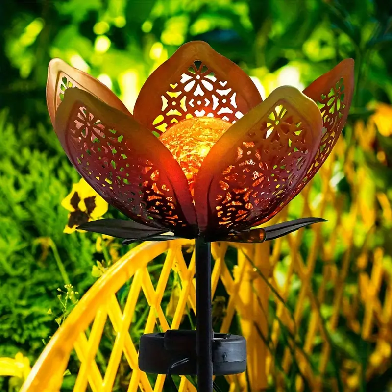 Solar Powered Garden Lights: Solar Lotus Flower Light - Rainproof Outdoor Lawn Decor
